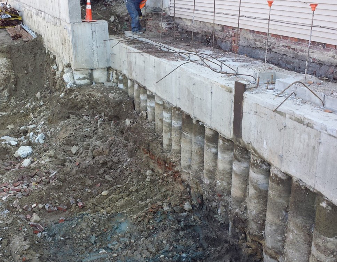 Construction Process for Secant Pile Walls